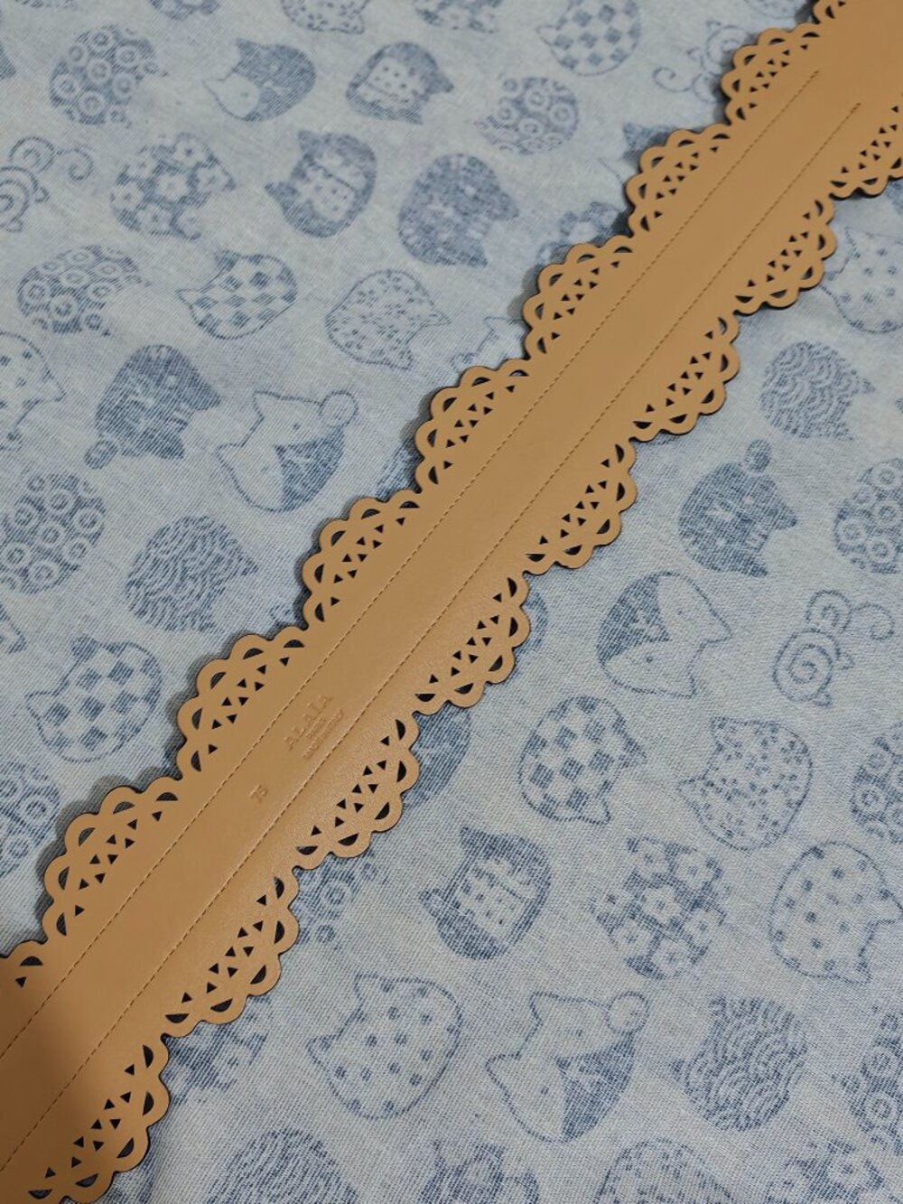 Alaia Wide Black Leather Belt Laser Cutout Lace Design Size 80 - Picture 6 of 9
